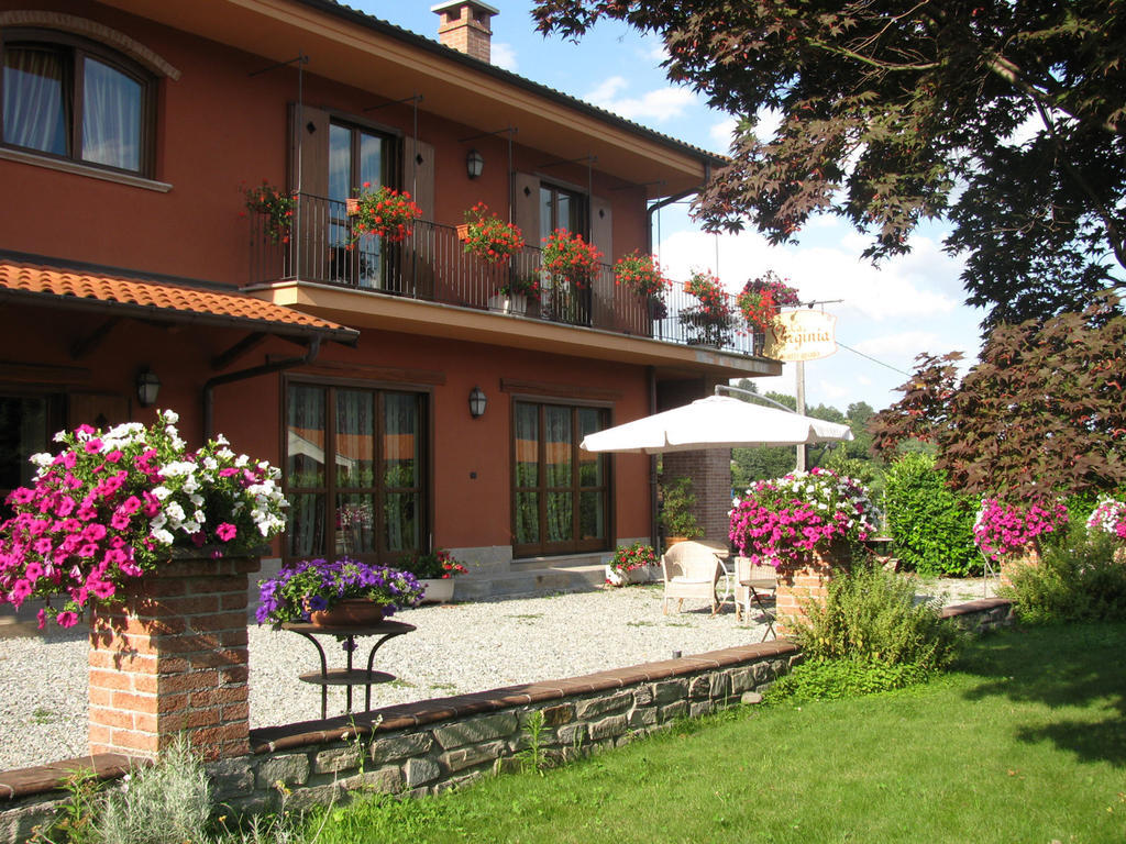 Villa Agriturismo La Virginia Revello Exterior foto