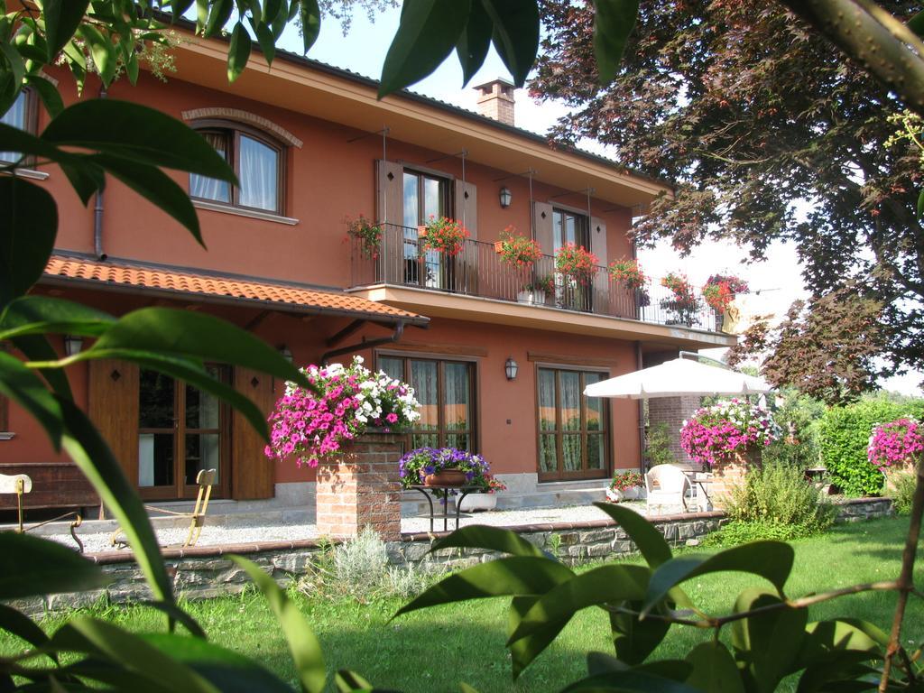 Villa Agriturismo La Virginia Revello Exterior foto